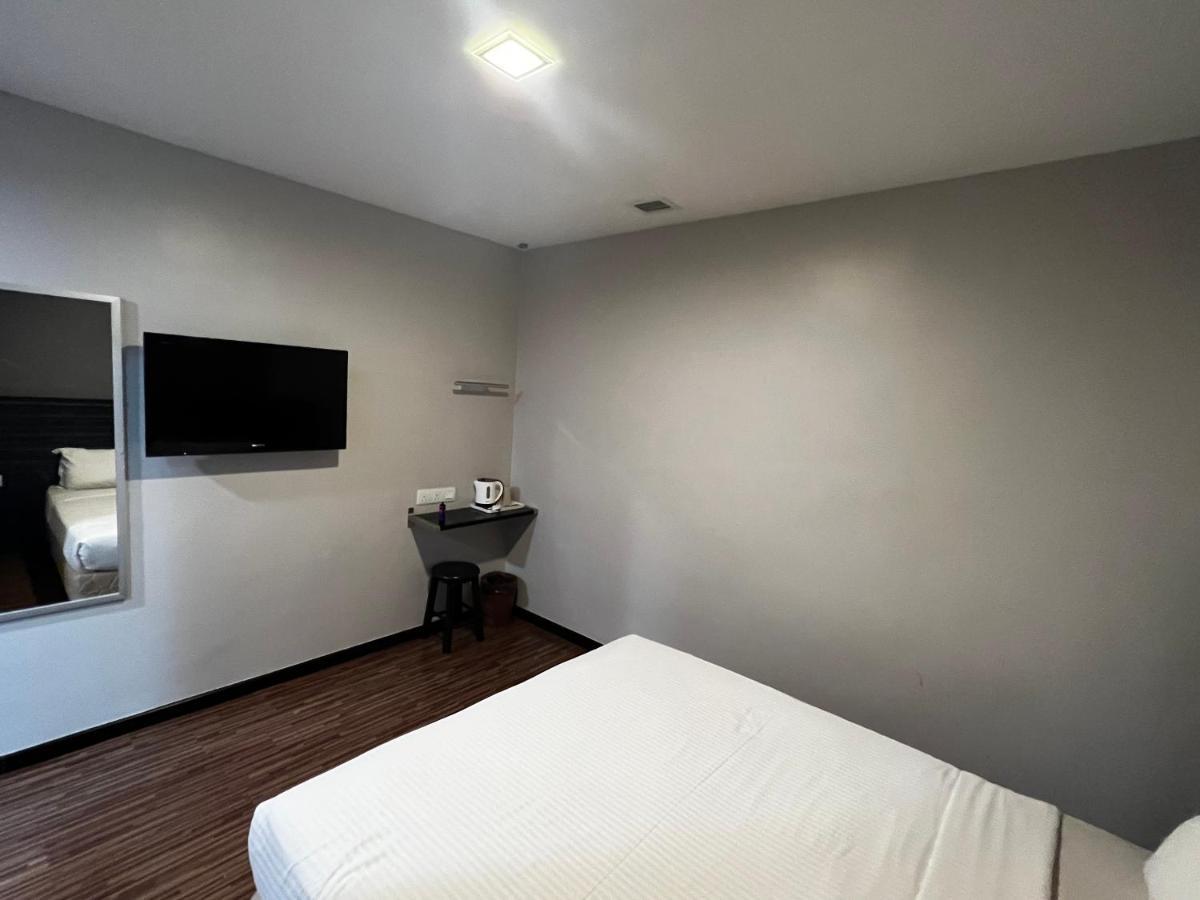 Signature Hotel Kuantan Kültér fotó