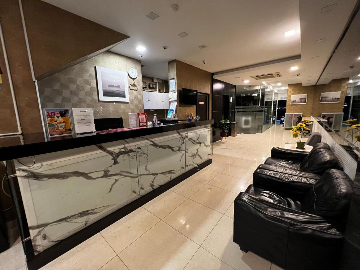 Signature Hotel Kuantan Kültér fotó