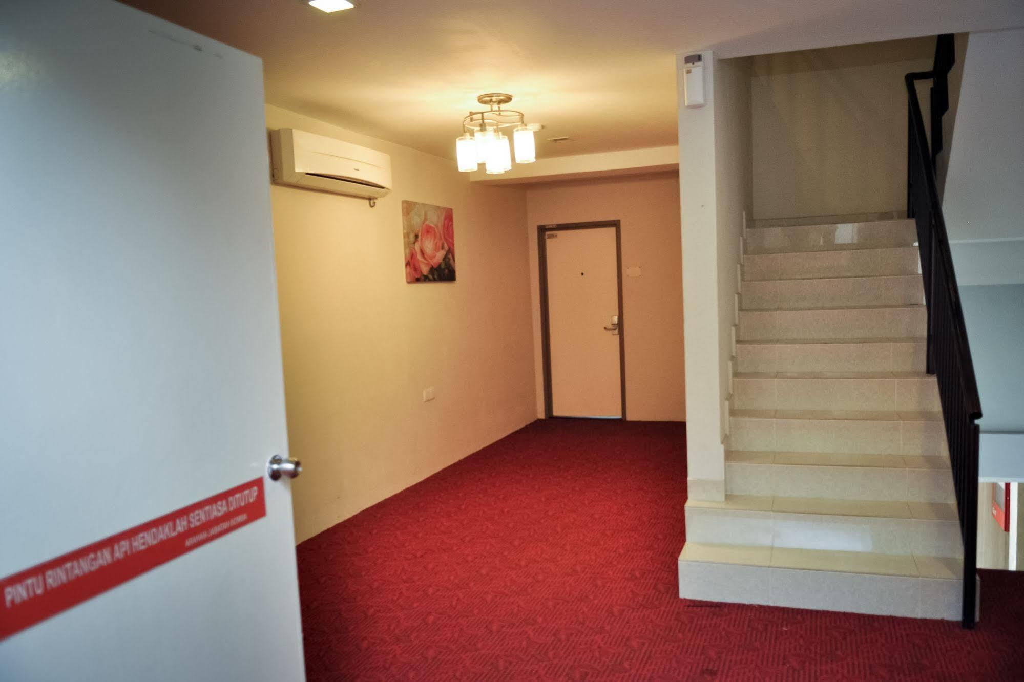Signature Hotel Kuantan Kültér fotó